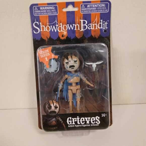 Showdown Bandit Toy Bundle Figures - Picture 2 of 4